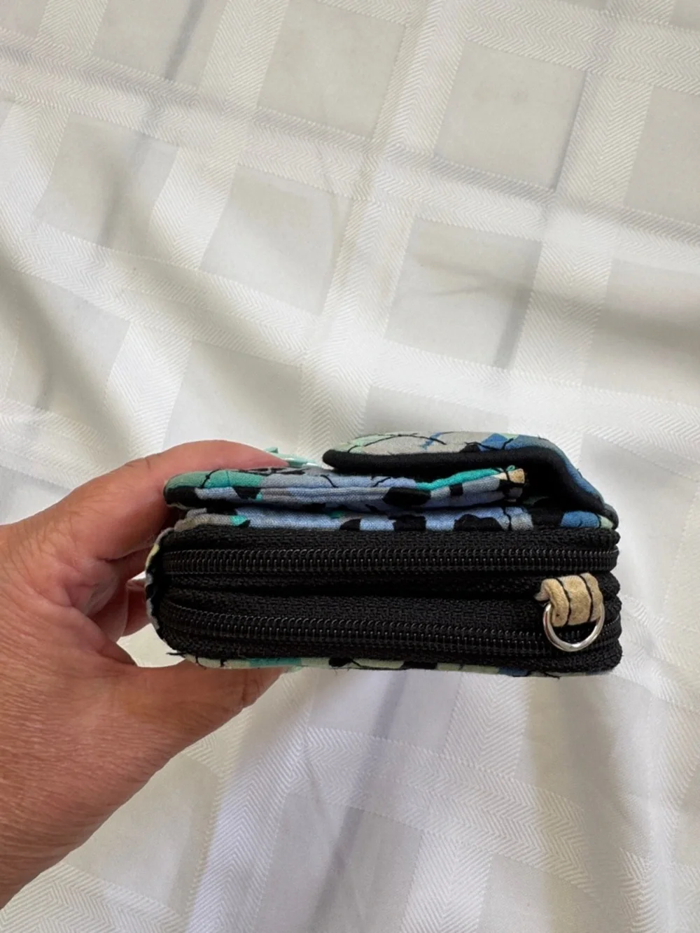 Vera Bradley Quilted Floral Zip Wallet Clutch.